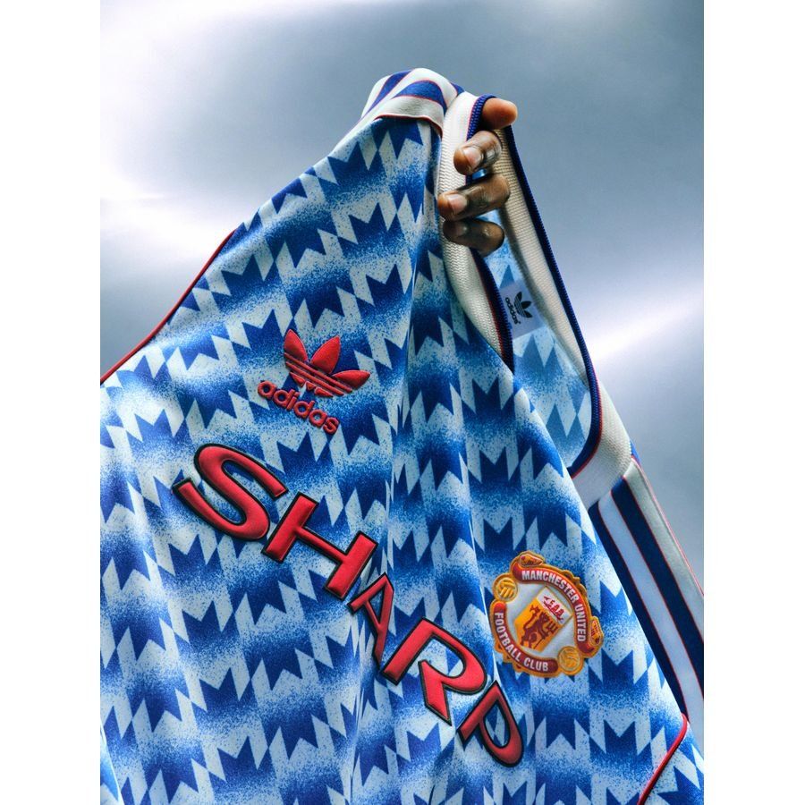 Manchester United 1990/92 Away Kit