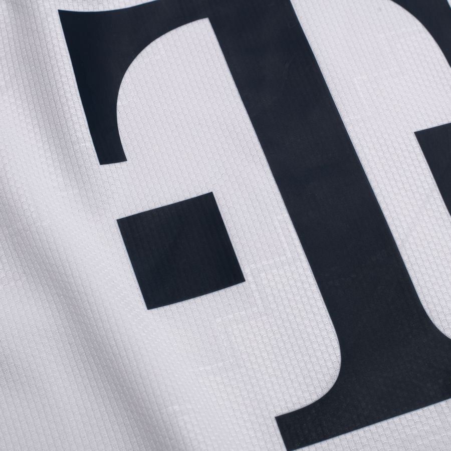 Bayern München 2026/27 Away Kit