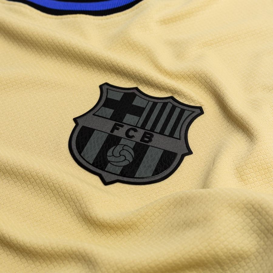Barcelona 2025/26 Away Kit