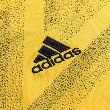 Arsenal 2019/20 Away Kit