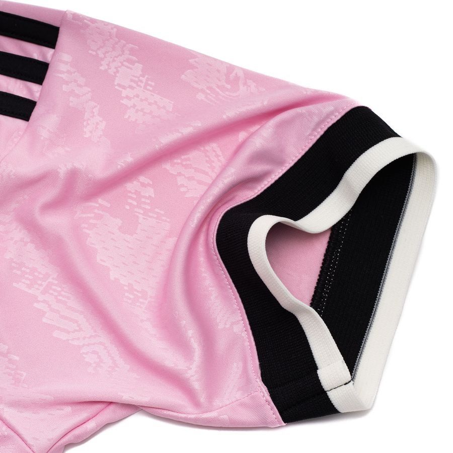 Juventus 2026/27 Away Kit