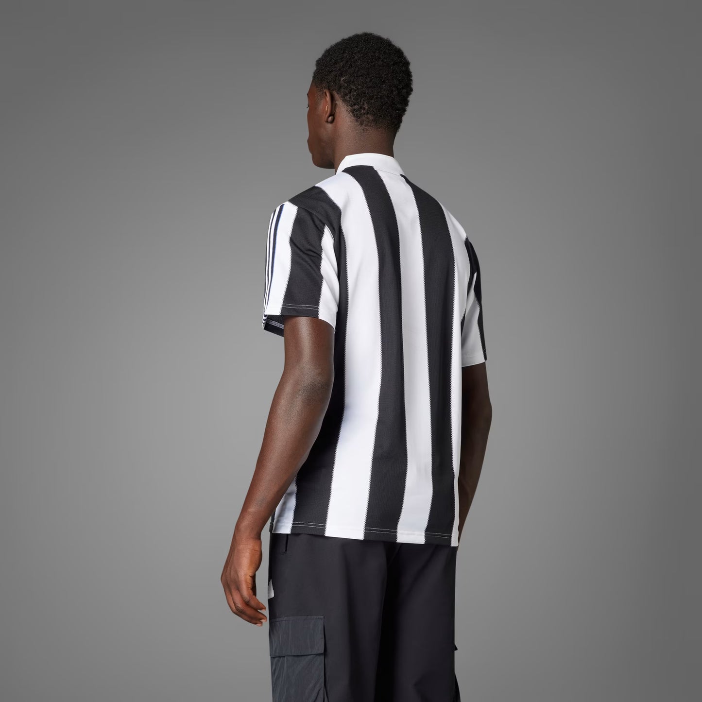 Newcastle United FC 95/96 Home Kit