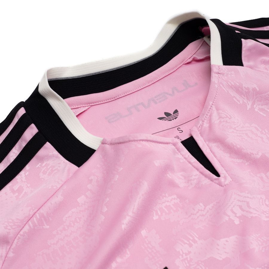 Juventus 2026/27 Away Kit