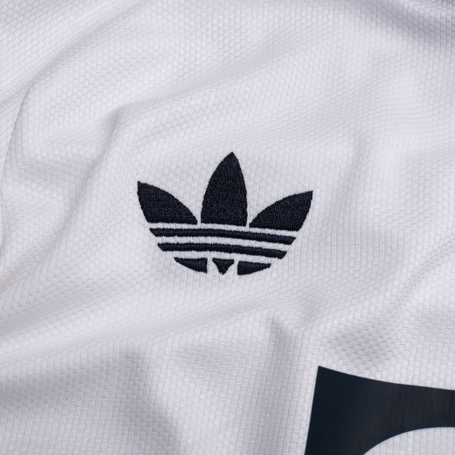 Bayern München 2026/27 Away Kit