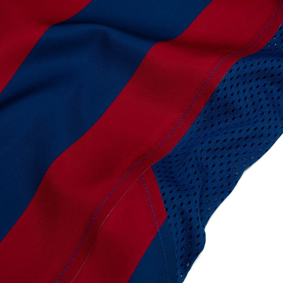 F.C. Barcelona 2005/06 Reissue Ronaldinho