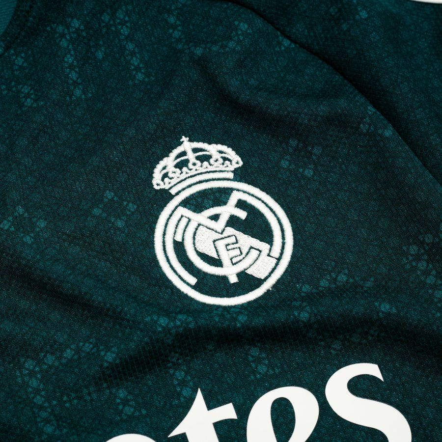 Real Madrid 2026/27 Away Kit