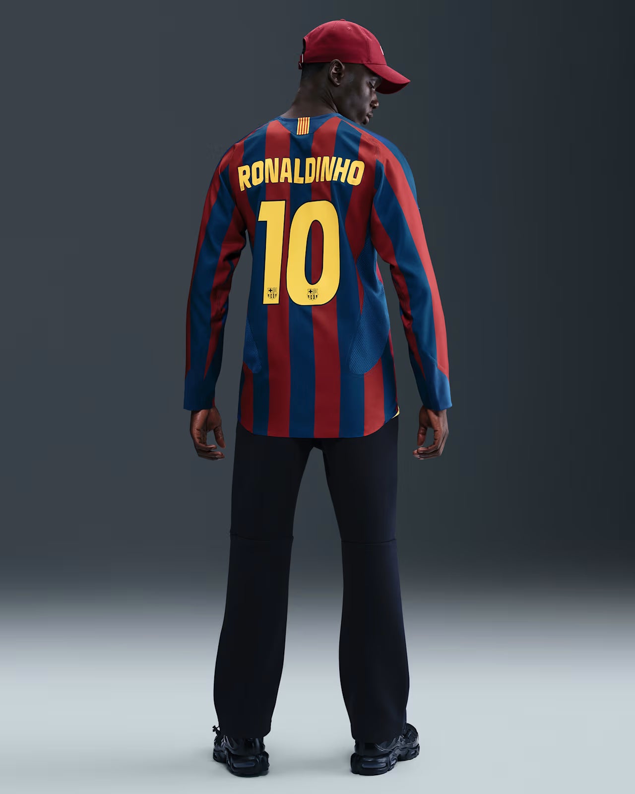 F.C. Barcelona 2005/06 Reissue Ronaldinho